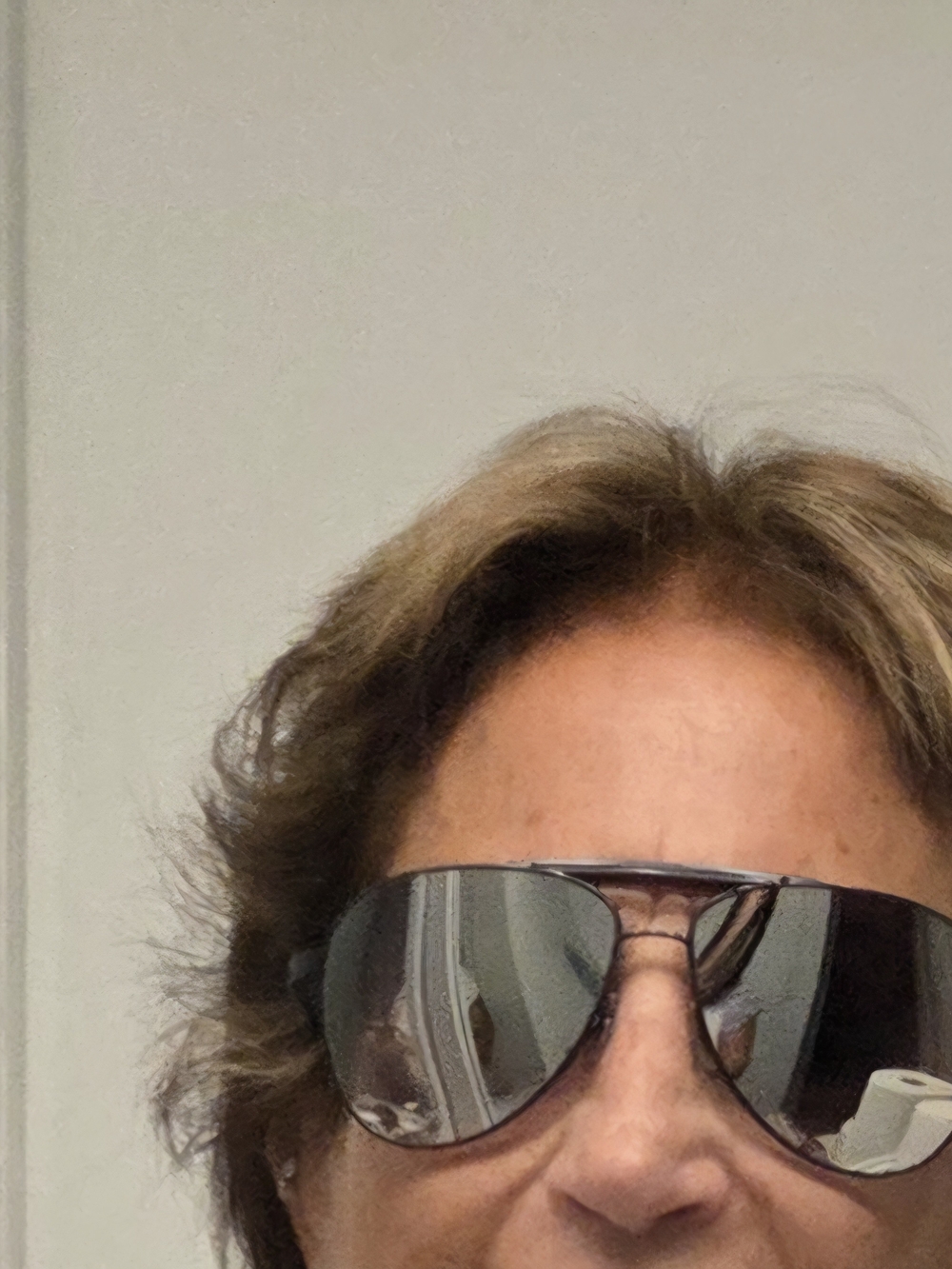 decode Los Angeles Grey TitaniumAviator Sunglasses with Mirrored Silver Lenses.